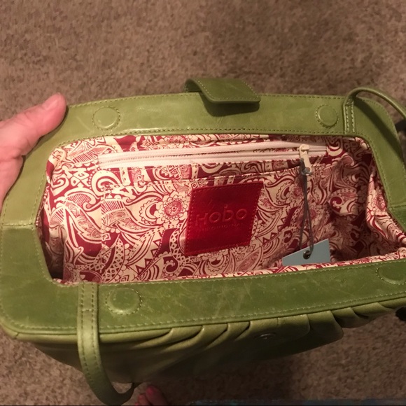 HOBO Pleated Leather Angela bag - Picture 4 of 4